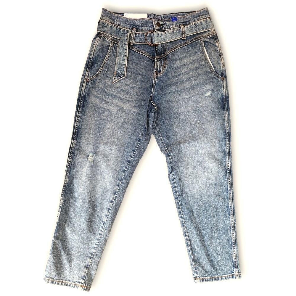 Arizona Jeans Women's Sz 11 Highest Rise Mom Jeans Tapered Semi-Relaxed Fit NWT